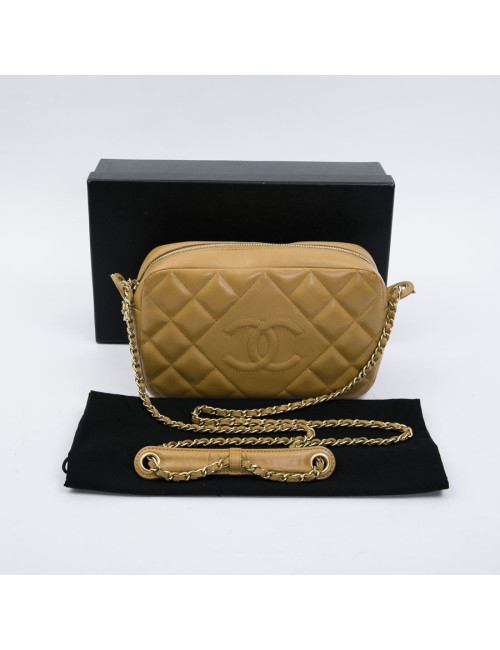 CHANEL camera bag in camel quilted leather