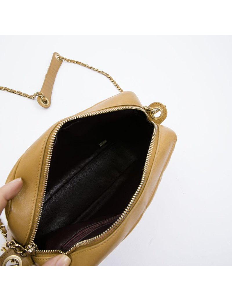 CHANEL camera bag in camel quilted leather