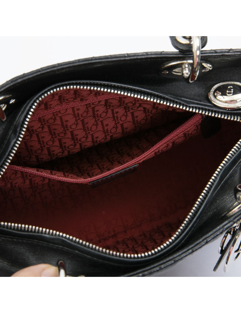  Lady D DIOR bag in black lambskin leather
