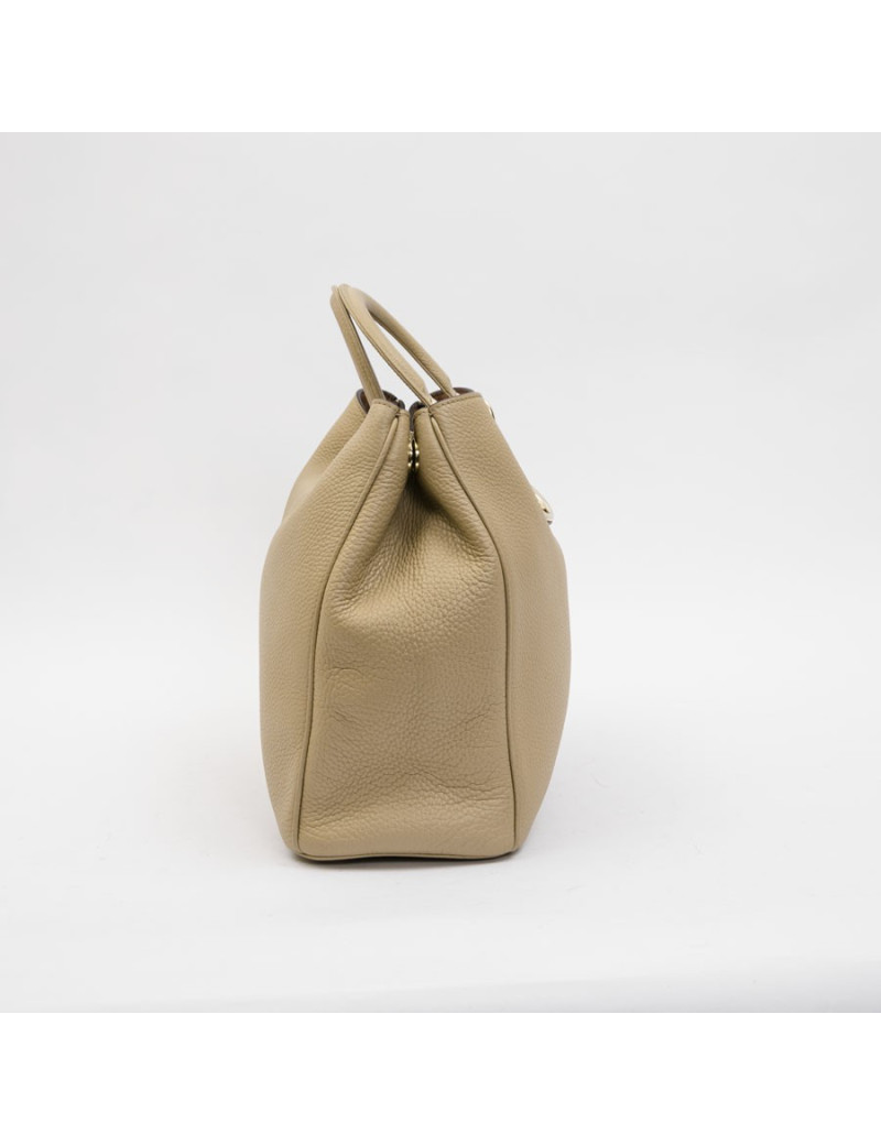 DIOR 'Diorissimo' bag in beige nude taurillon leather