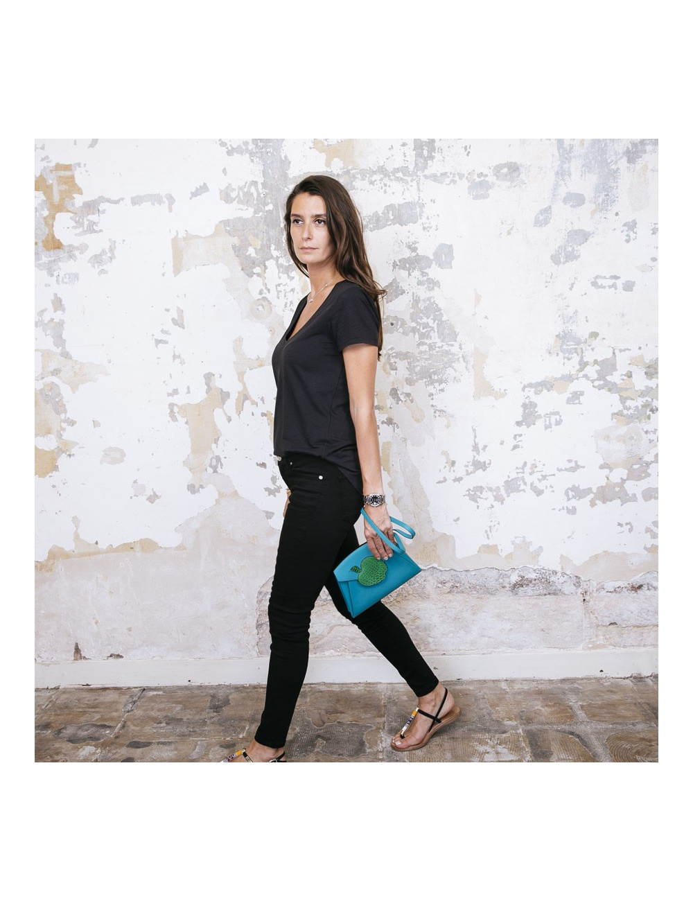 Sac pochette HERMES Tutti frutti Hermail cuir tadelakt bleu paon et crocodile vert