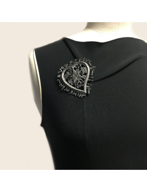 Broches CHRISTIAN LACROIX coeur gris