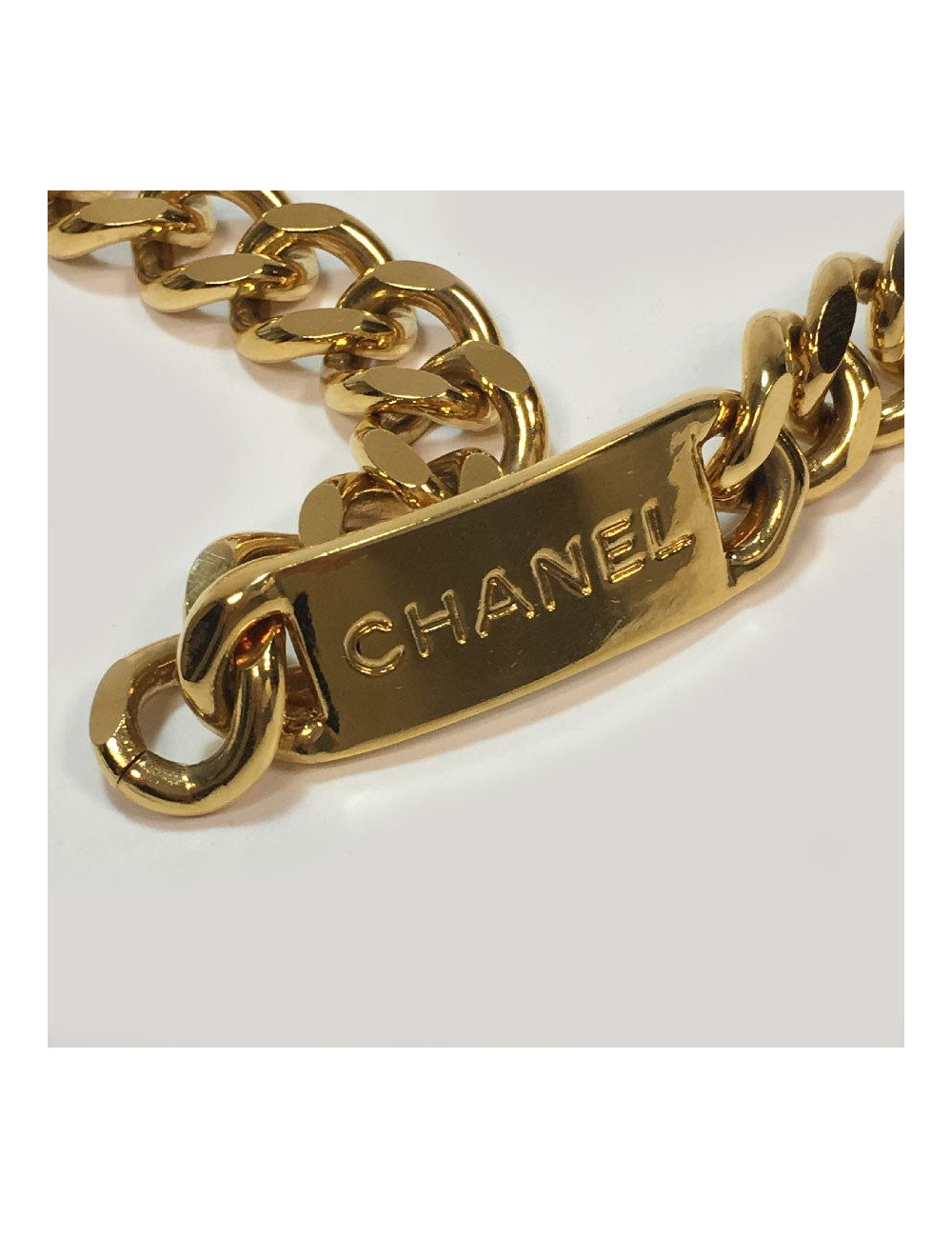 CHANEL vintage chain belt in gilt metal