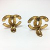 Boucles d'oreille clips CC vintage en métal doré 