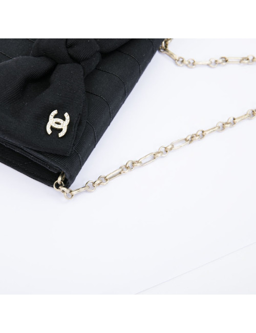 CHANEL evening clutch in black fabric 
