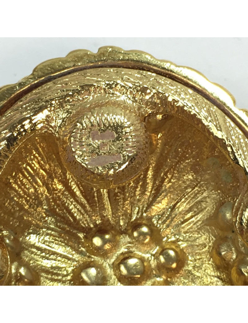 YSL SAINT LAURENT Vintage clip-on earrings in gilt metal and rhinestones