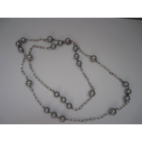 Sautoir MARGUERITE DE VALOIS perles grises et métal argenté