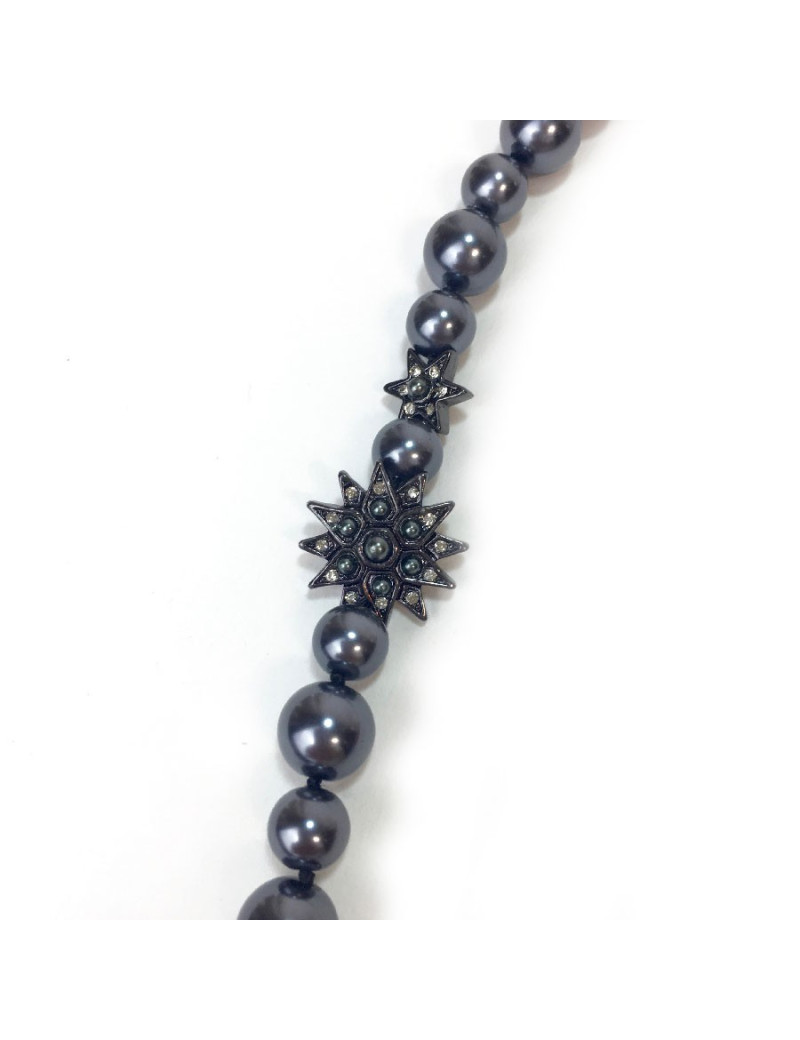 Sautoir CHANEL en perles grises