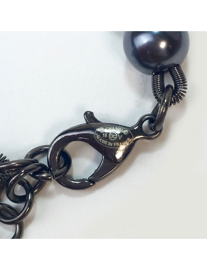 CHANEL beaded necklace in gray pearls