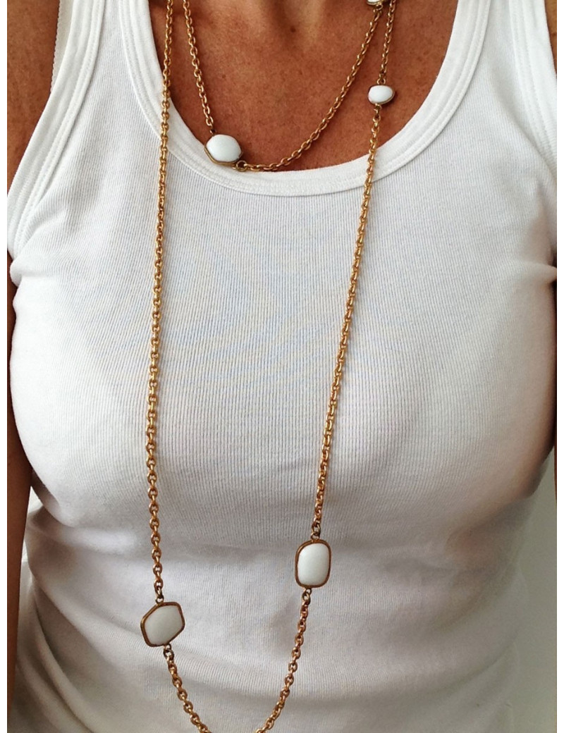 Sautoir MARGUERITE DE VALOIS pâte de verre blanche et métal doré à l'or fin