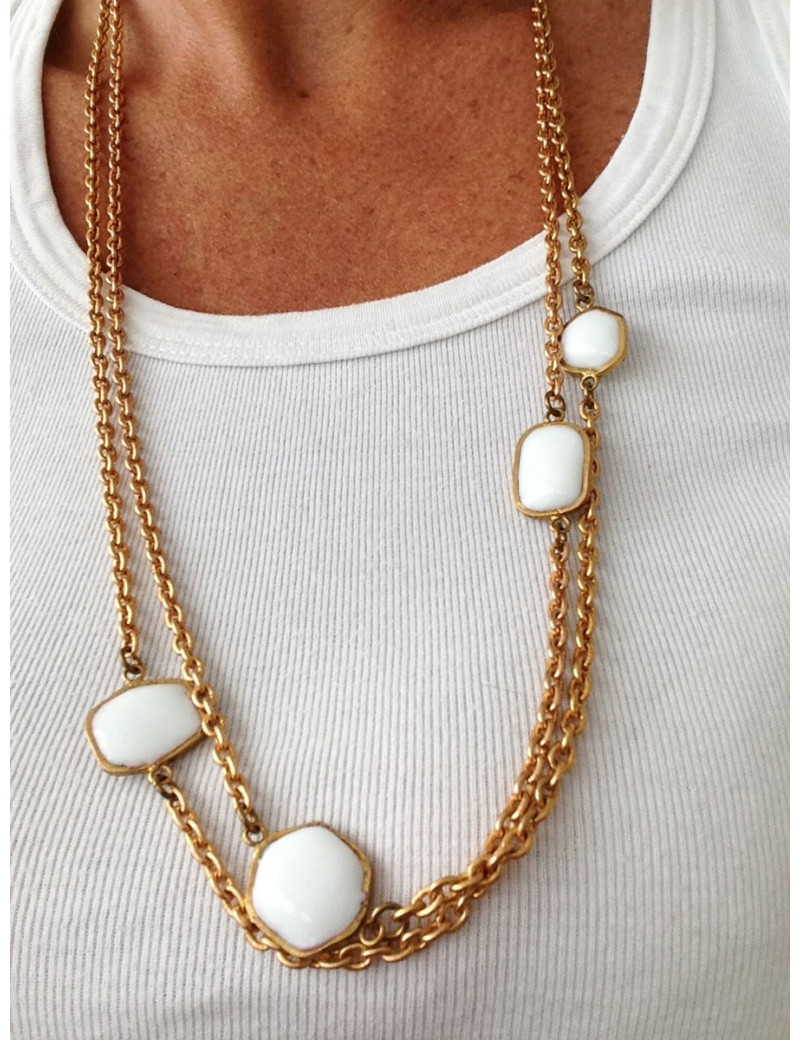 Sautoir MARGUERITE DE VALOIS pâte de verre blanche et métal doré à l'or fin