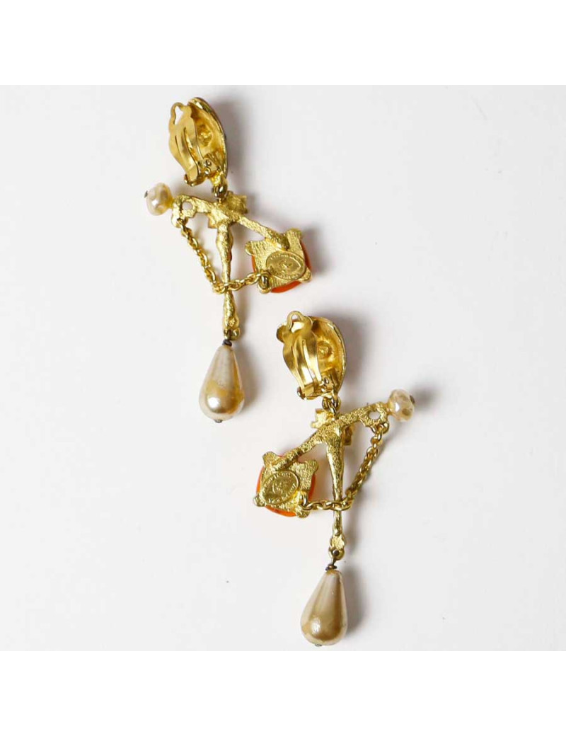 Boucles d'oreilles Clips CHRISTIAN LACROIX strass et nacre vintage
