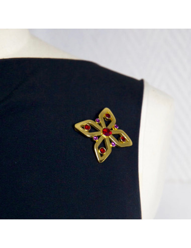 YVES SAINT LAURENT YSL Vintage gilded brooch 2