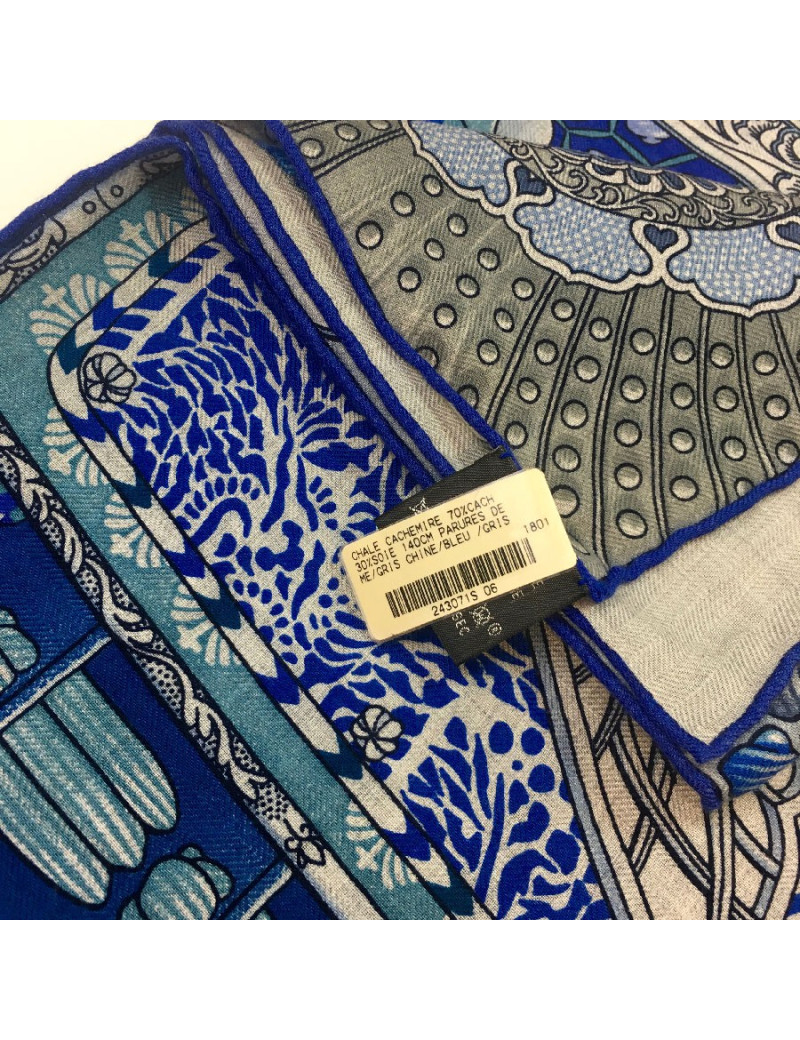 Châle  HERMES 140 x140 cm cachemire et soie