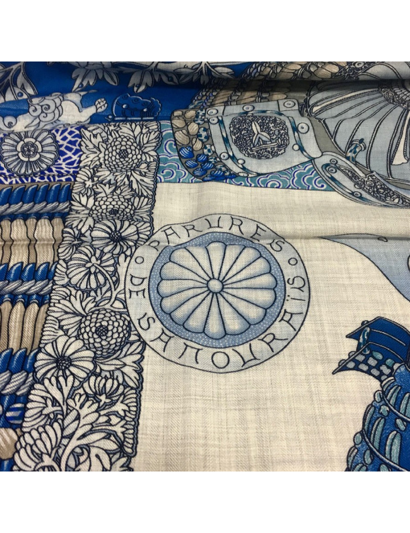 Châle  HERMES 140 x140 cm cachemire et soie