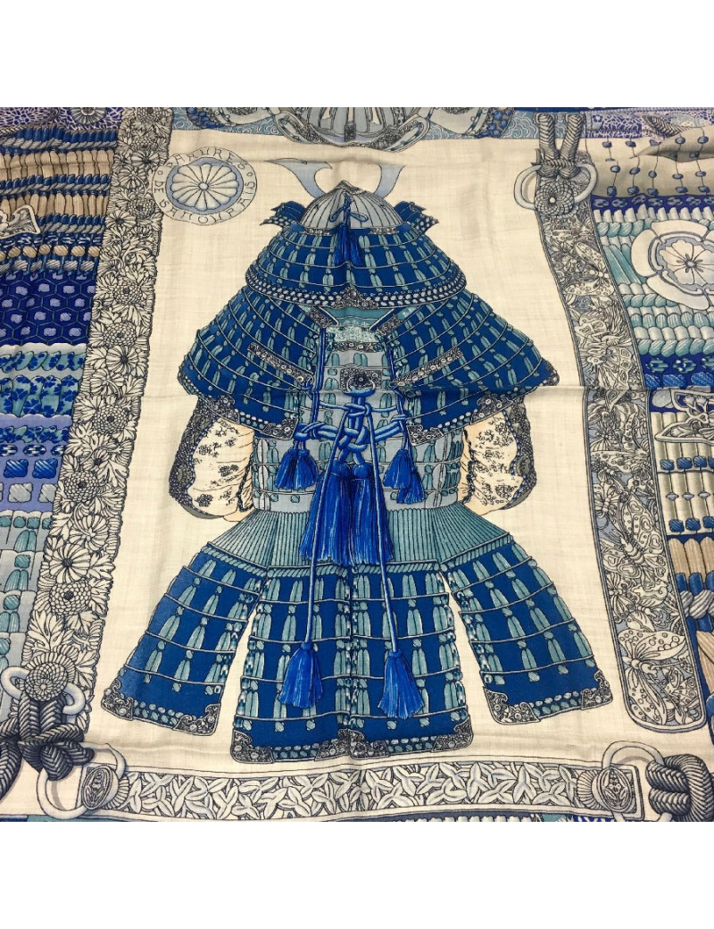 Châle  HERMES 140 x140 cm cachemire et soie