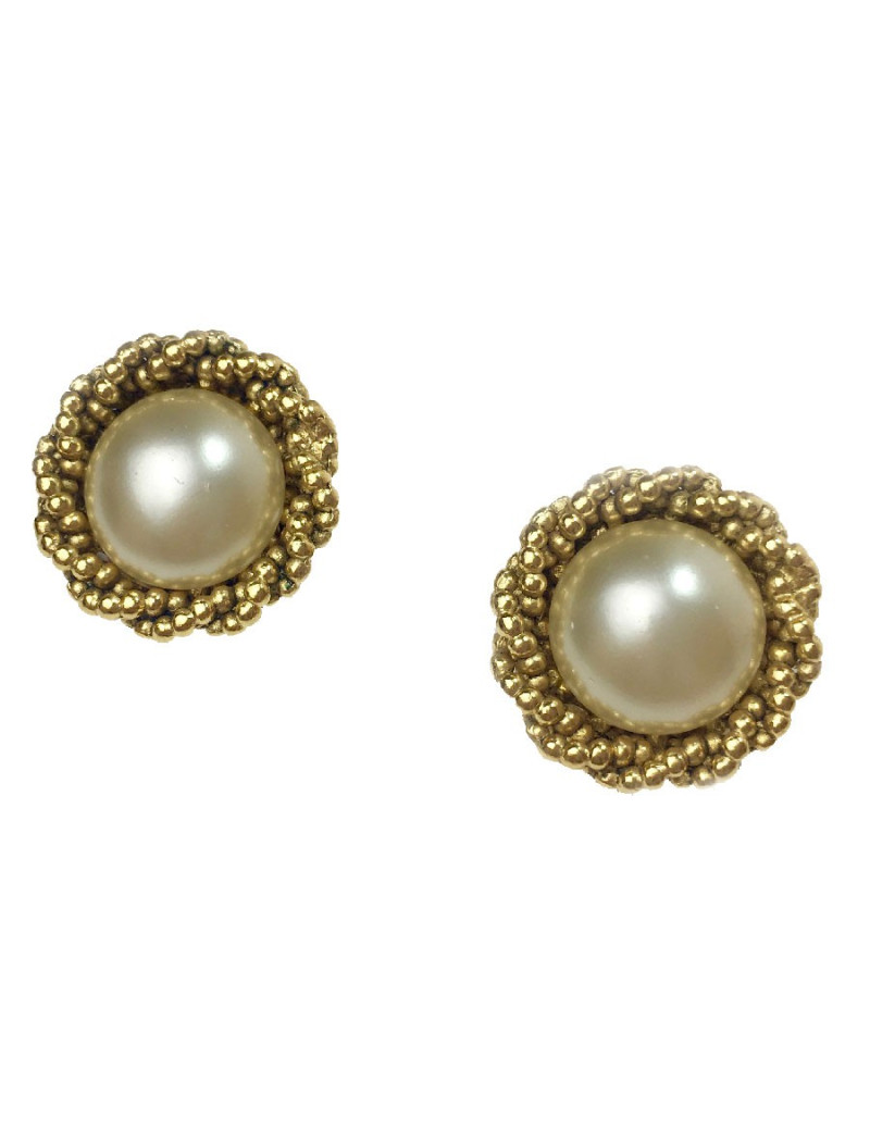 CHANEL vintage clip-on earrings in gilt metal