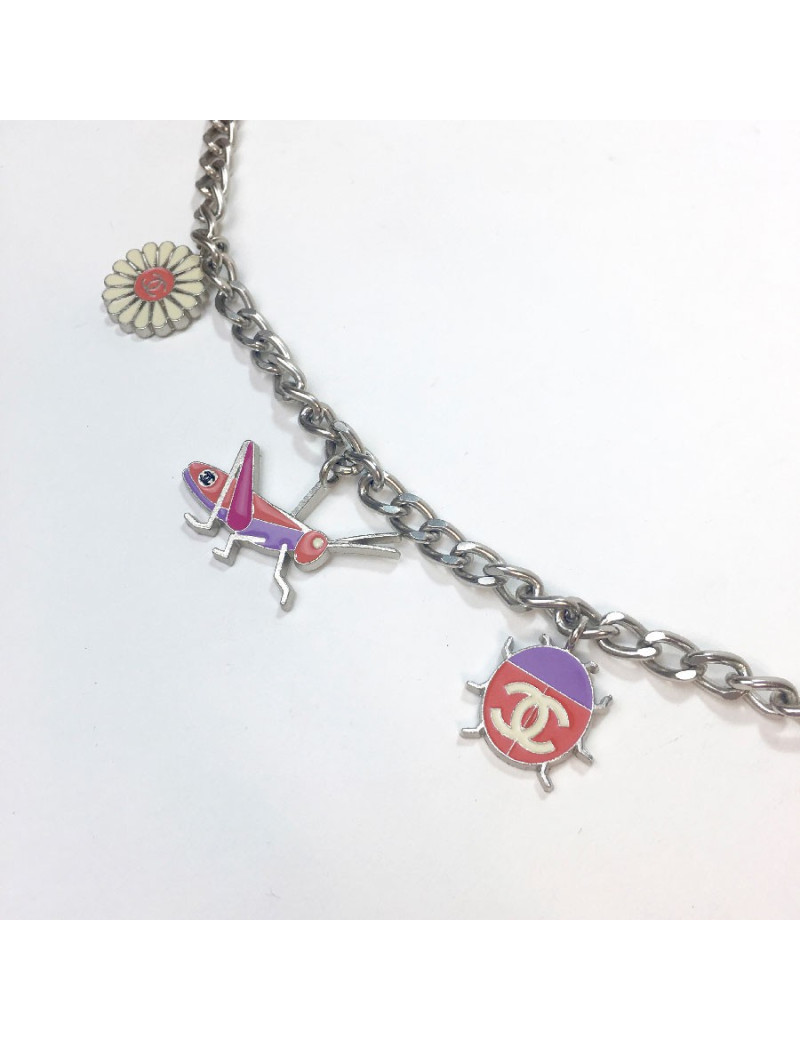 Ceinture CHANEL argentée avec charms