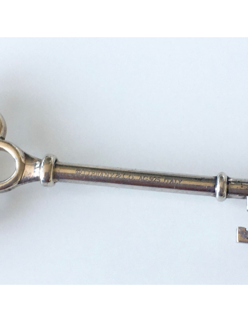 Collier TIFFANY & Co chaîne argent et Clef ajourée
