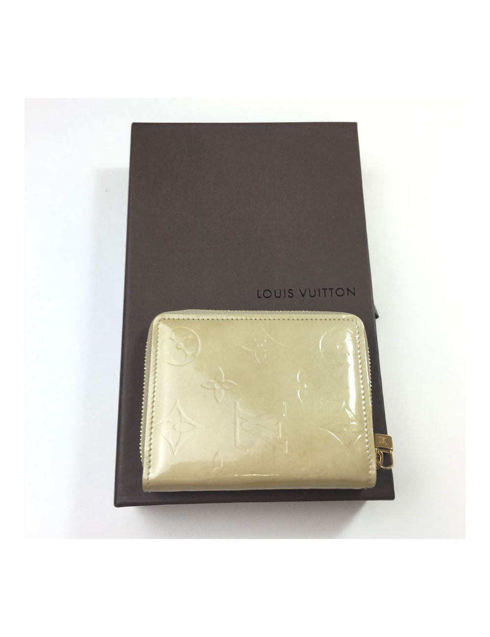 Porte-monnaie LOUIS VUITTON en cuir monogram beige verni