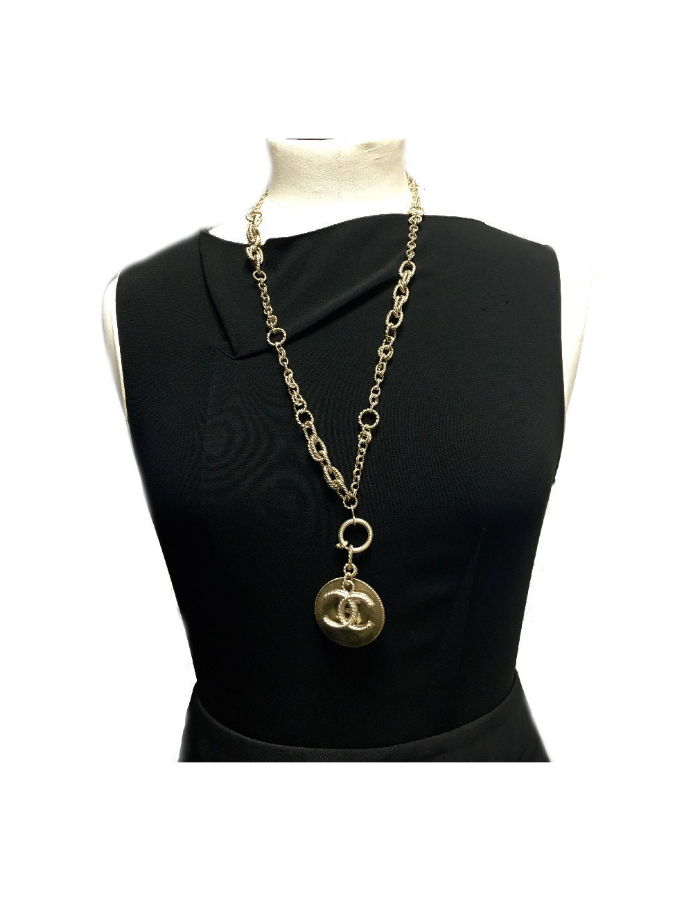 CHANEL Necklace pendant N ° 5 in golden and sequined resin
