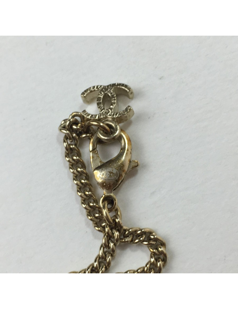 Pendentif et chaîne CHANEL 