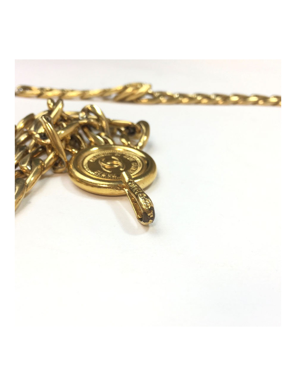 CHANEL vintage chain belt in gilt metal