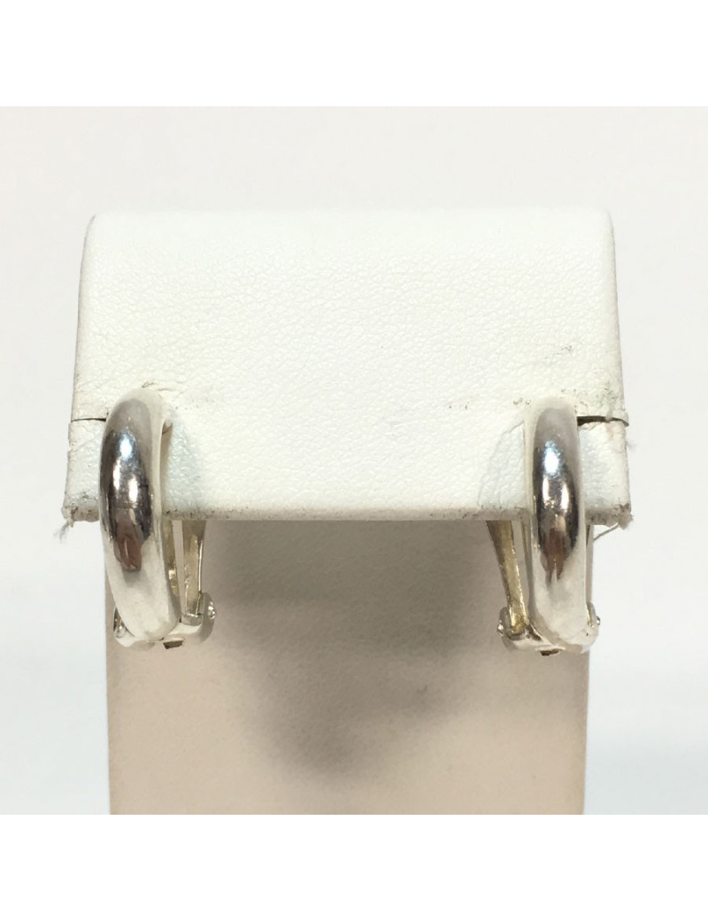 Boucles d'oreille clips non signées en métal argenté