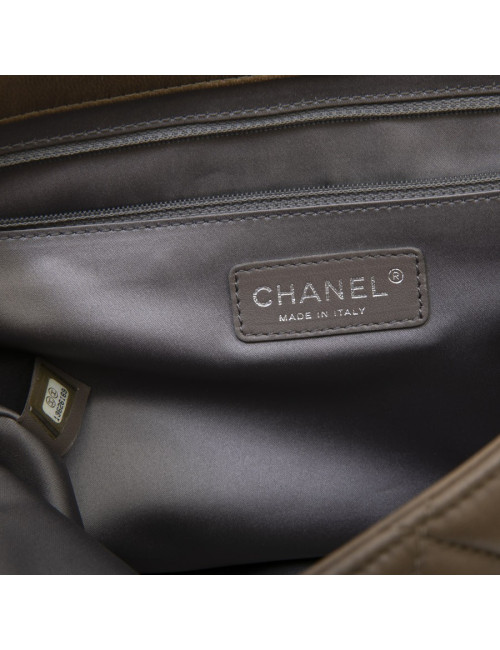 Sac CHANEL cuir d'agneau lisse matelassé marron 