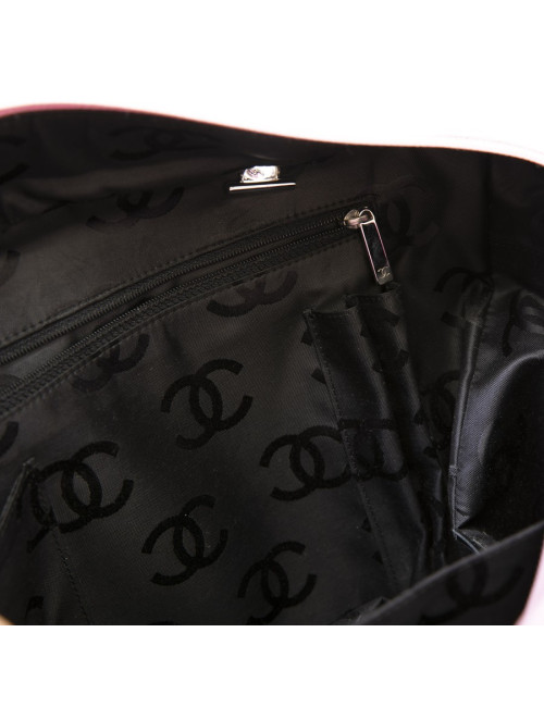 CHANEL Cambon large bag in pink smooth quilted lamb leather