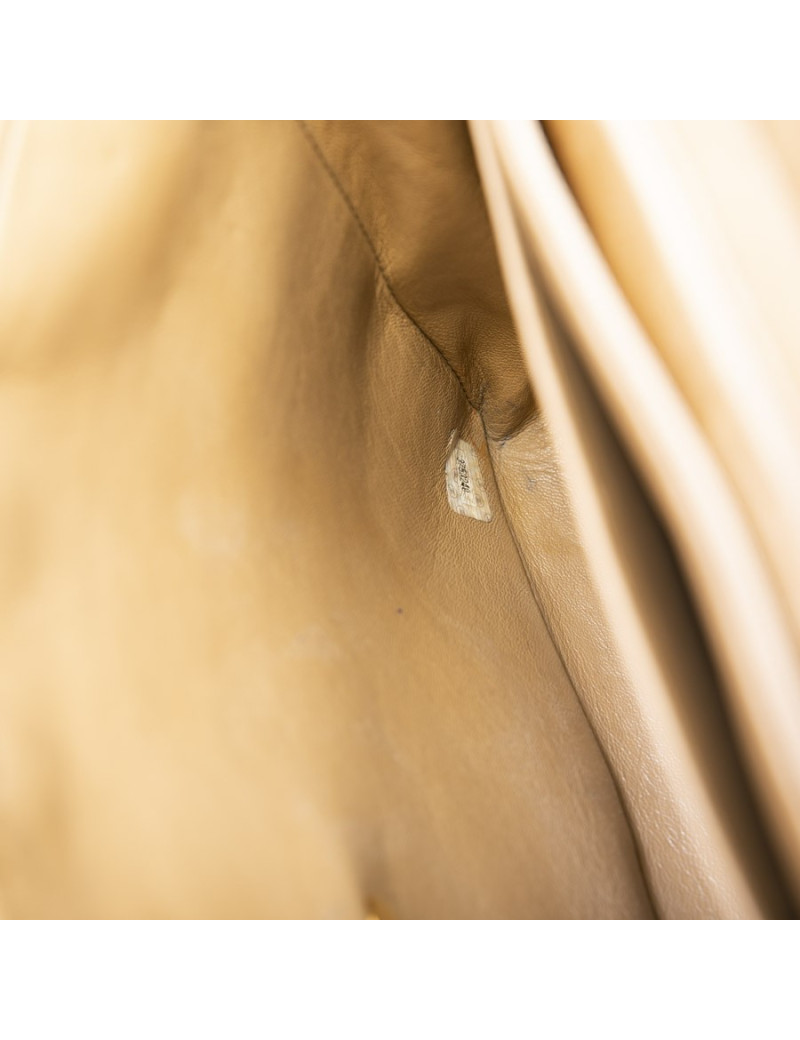 CHANEL vintage jumbo bag in black quilted leather