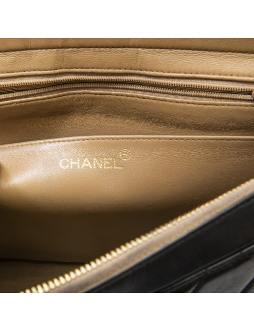 Sac Jumbo CHANEL cuir d'agneau matelassé noir Vintage