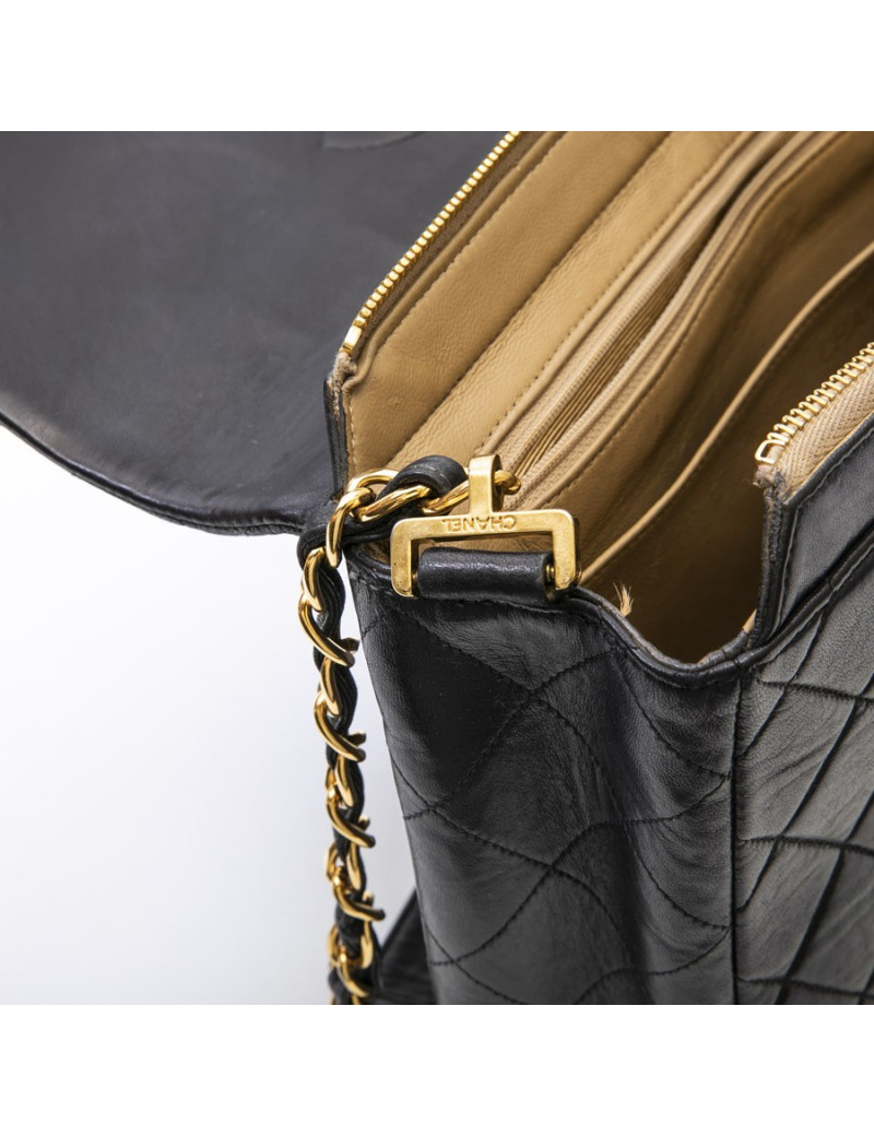 Sac Jumbo CHANEL cuir d'agneau matelassé noir Vintage