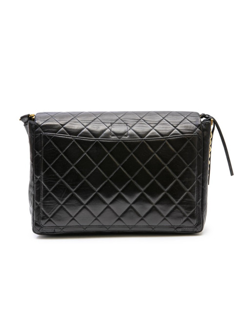 CHANEL vintage jumbo bag in black quilted leather