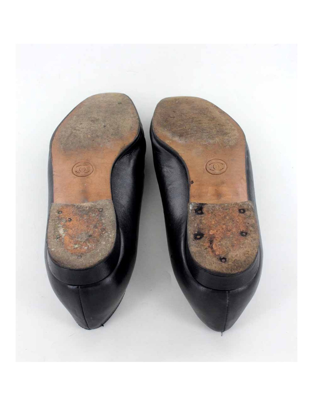 Ballerines CHANEL en cuir noir T 36