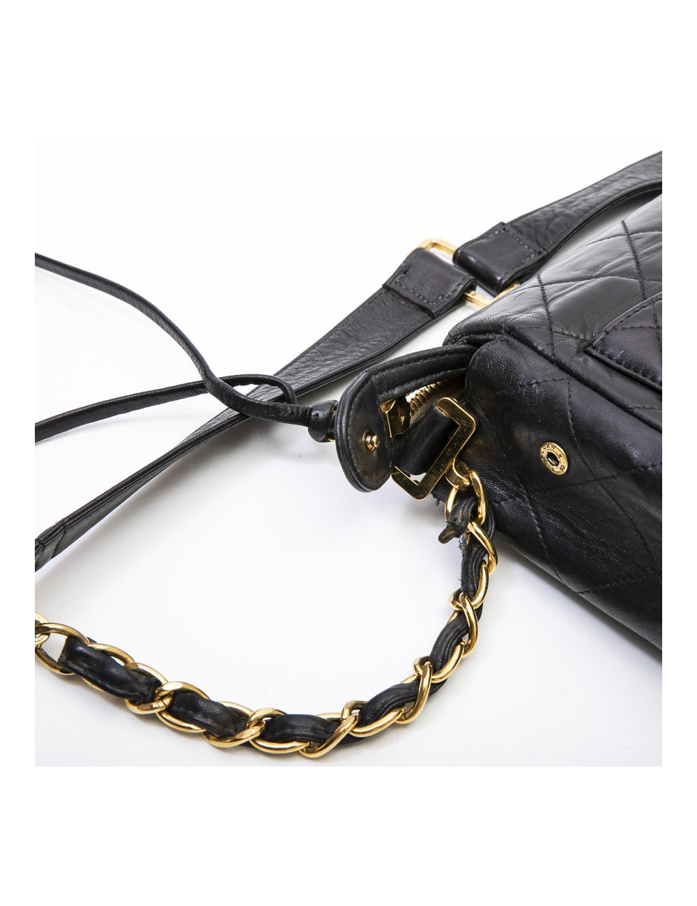 CHANEL vintage jumbo bag in black quilted leather