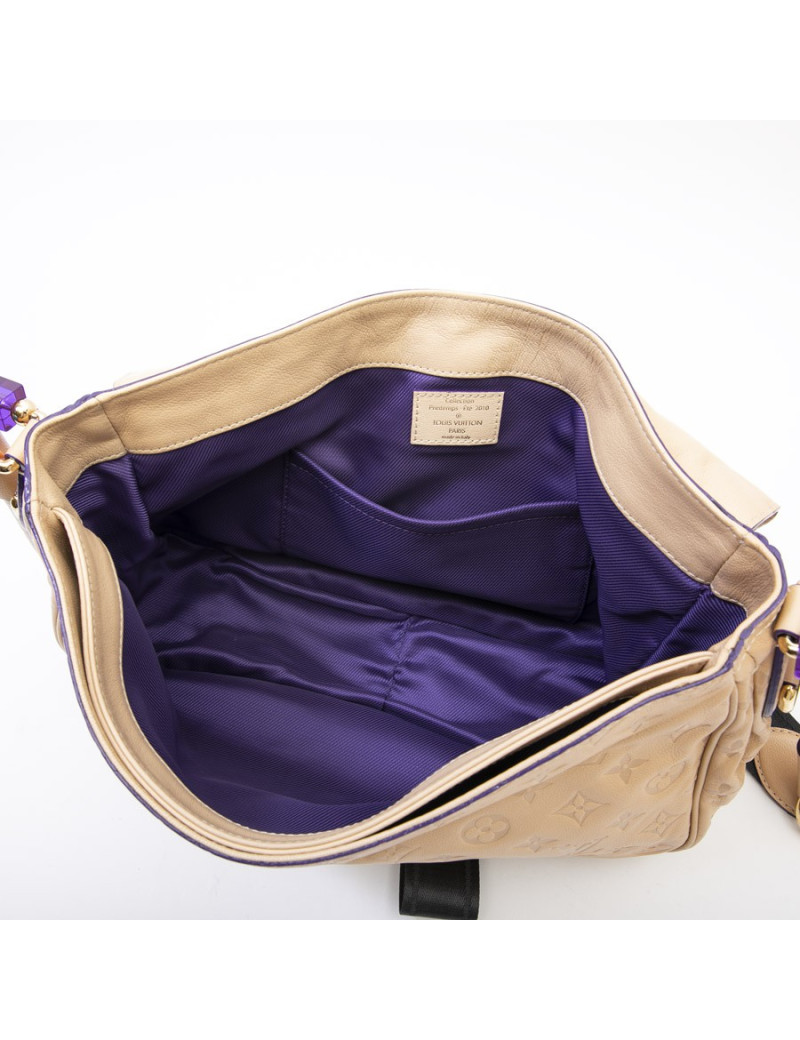 Sac LOUIS VUITTON cuir empreinte beige