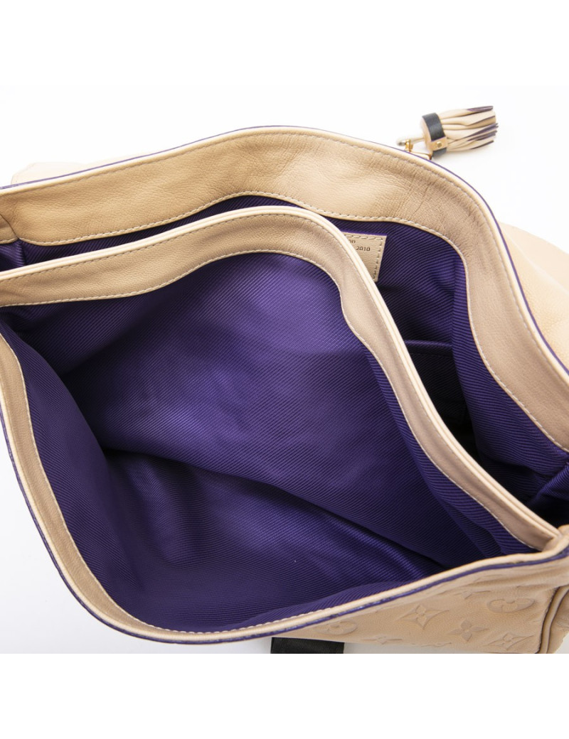 Sac LOUIS VUITTON cuir empreinte beige