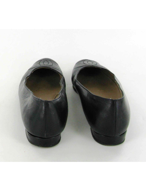 Ballerines CHANEL en cuir noir T 36