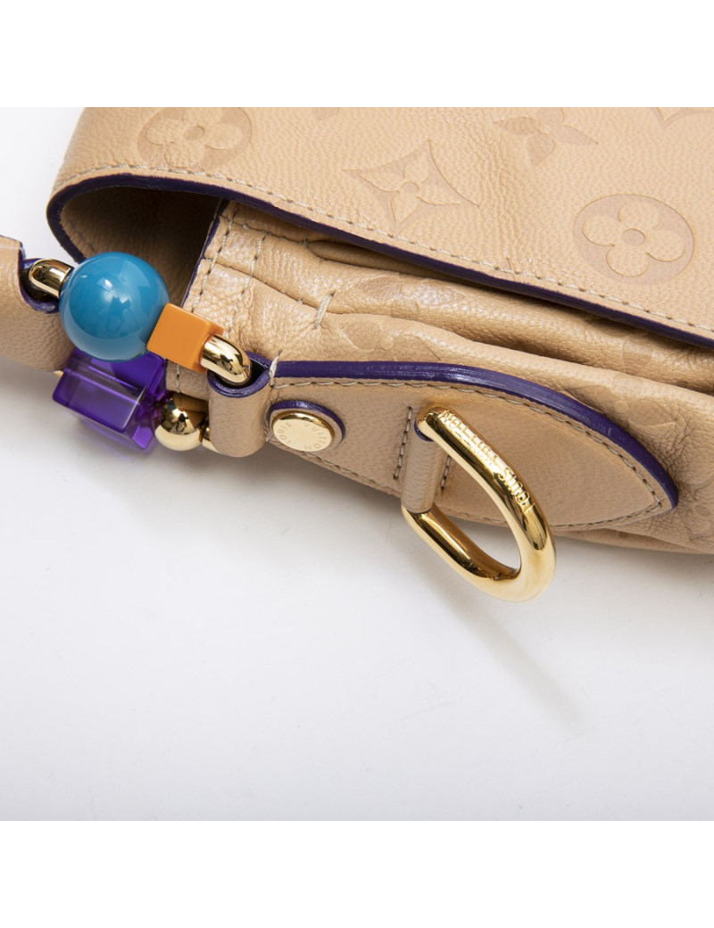 LOUIS VUITTON collector flap bag in beige monogram empreinte calfskin leather