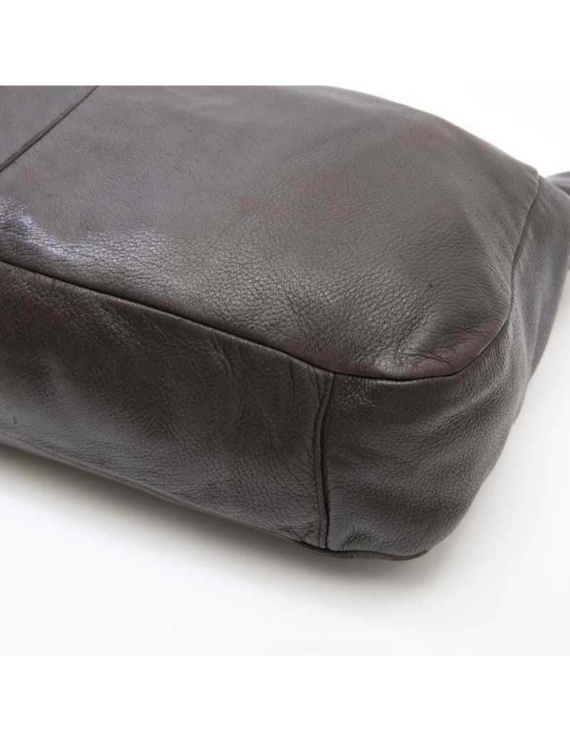 CHANEL bag in dark brown leather