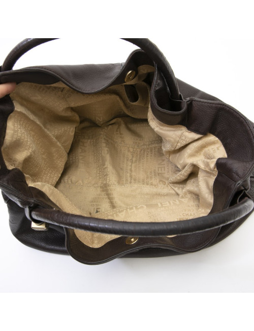 CHANEL bag in dark brown leather