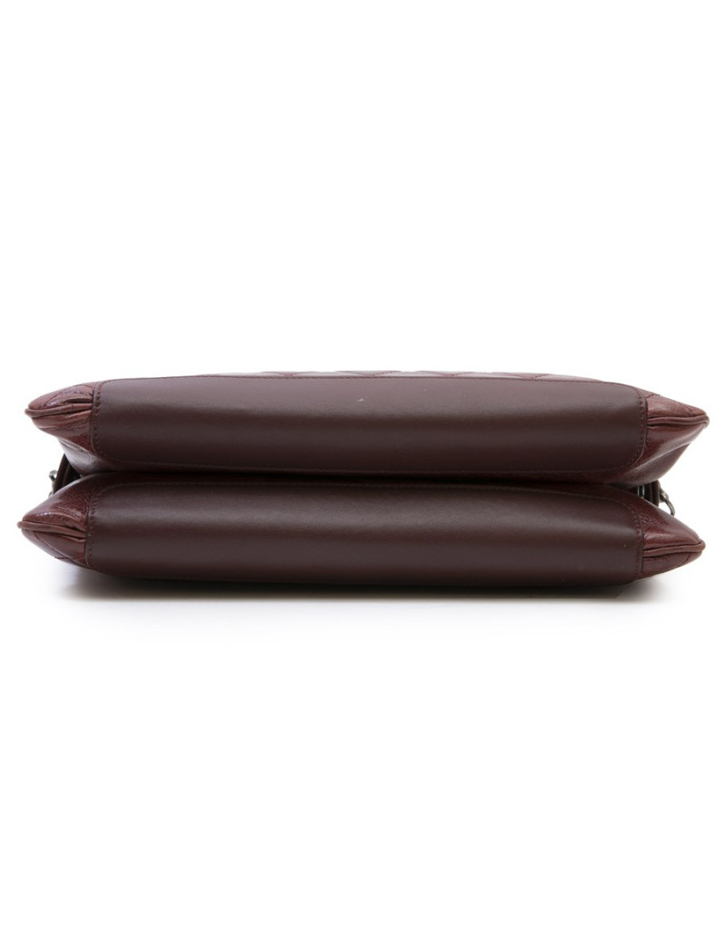 Sac CHANEL cuir verni matelassé vieilli bordeaux