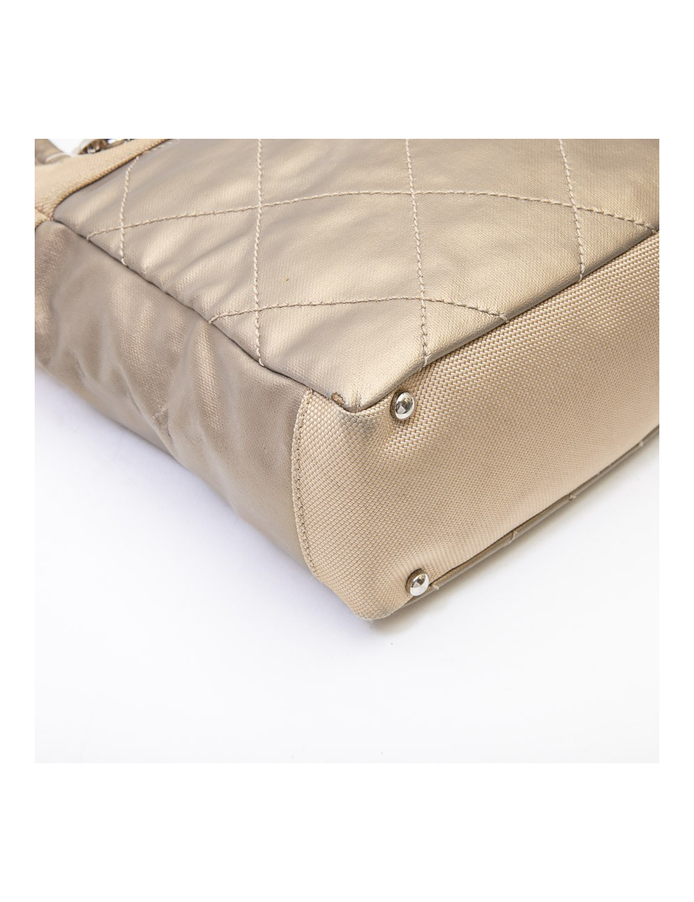 Sac "Biarritz" CHANEL toile matelassée beige doré