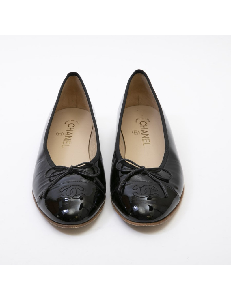 CHANEL ballerinas in black patent leather size 39.5