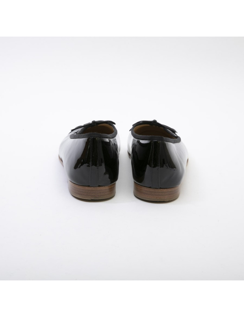 CHANEL ballerinas in black patent leather size 39.5