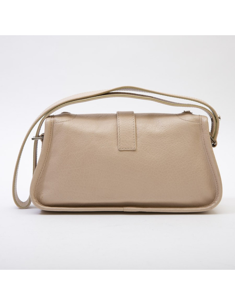 Sac CHANEL boucle 2.55 cuir grainé beige