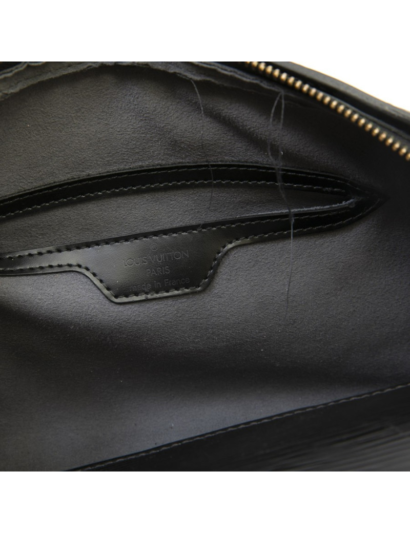 LOUIS VUITTON butterfly bag in black epi leather