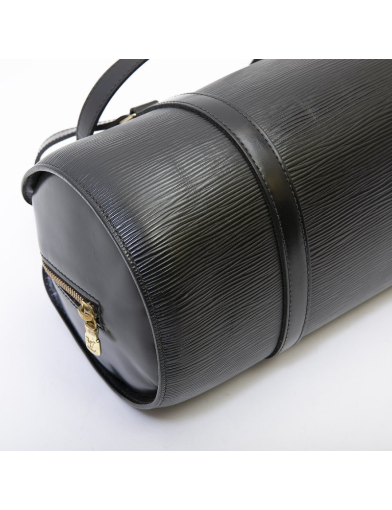 LOUIS VUITTON butterfly bag in black epi leather