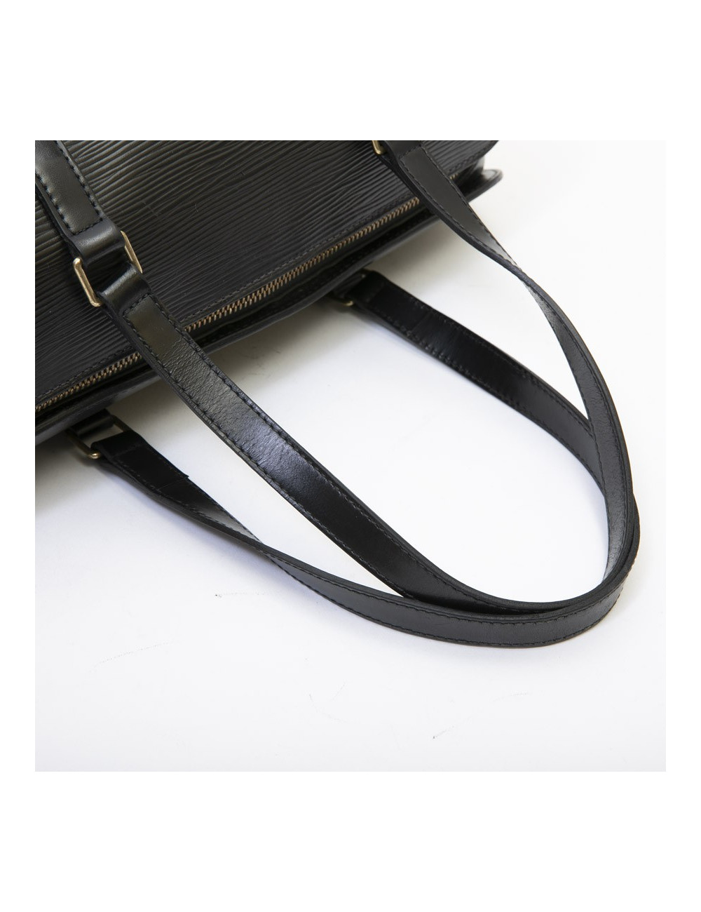 LOUIS VUITTON butterfly bag in black epi leather